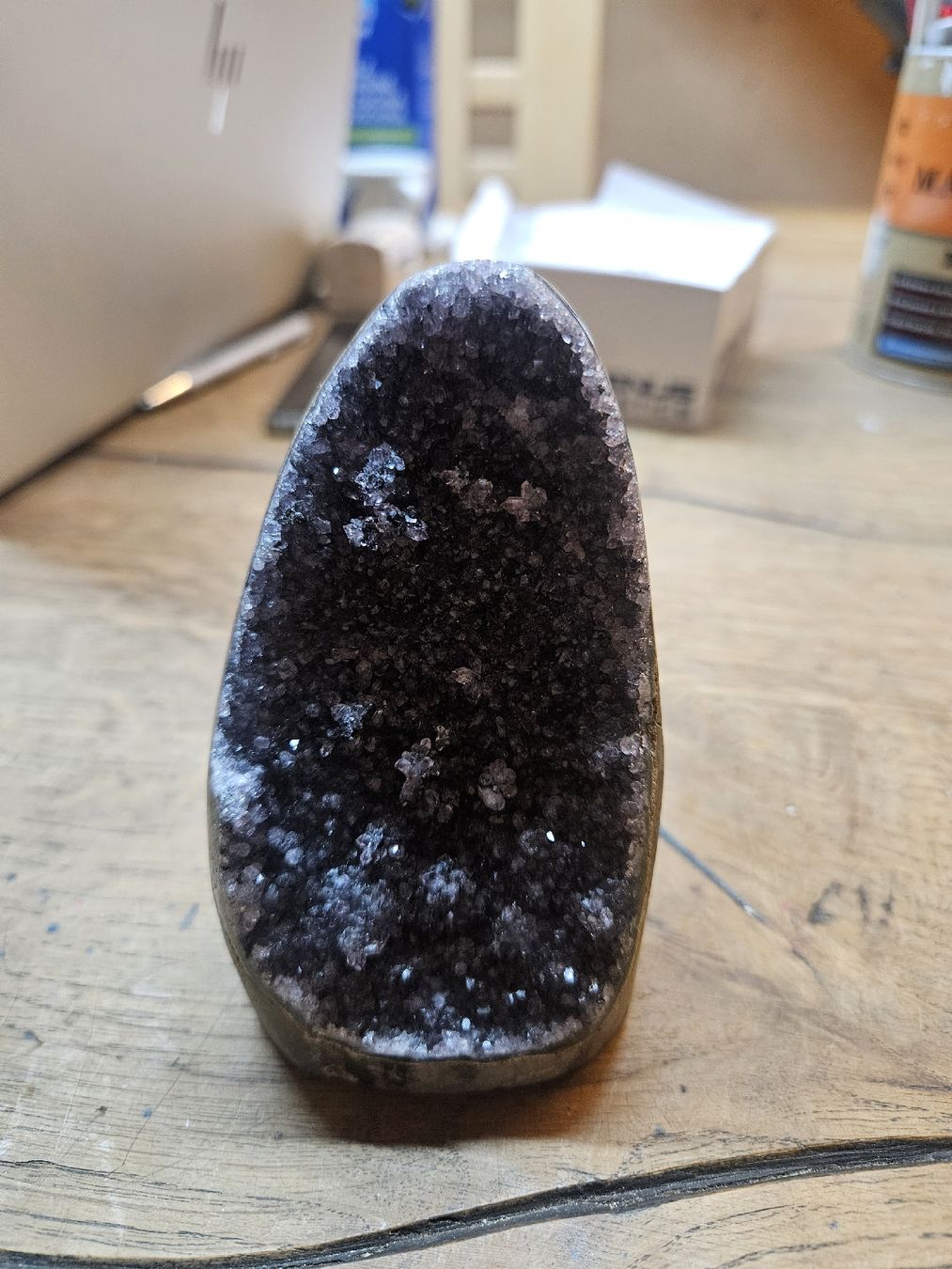 Minerali & Pietre curative: Schwarze Amethyst Druse (Q) – Usato da Rorschach venduto da TimelessTrading