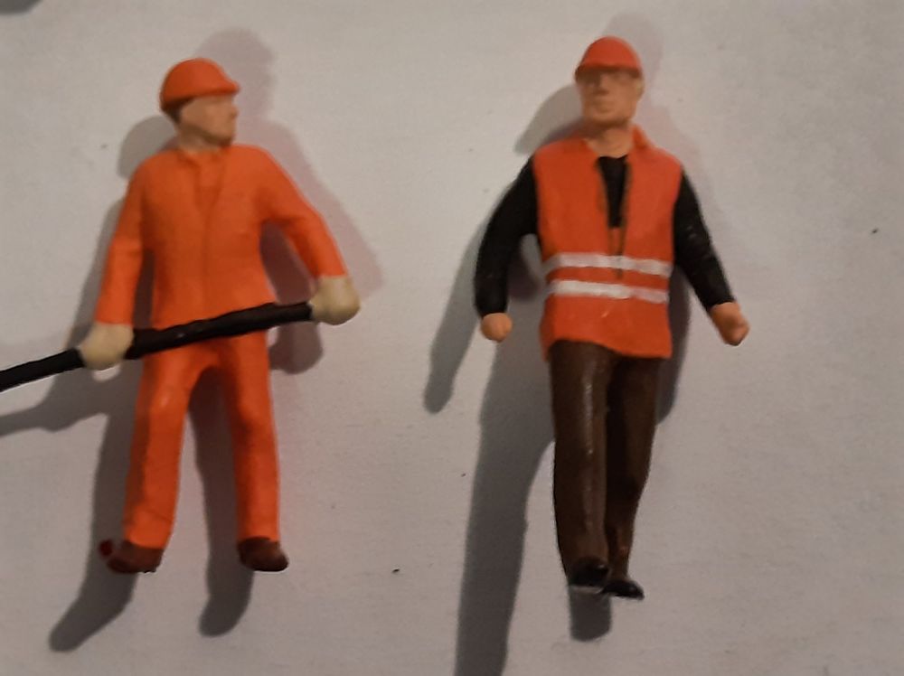 Modelleisenbahnen: Personen H0/H0m Bahnpersonal – Gebraucht aus Thun von Schwarzsee48 3