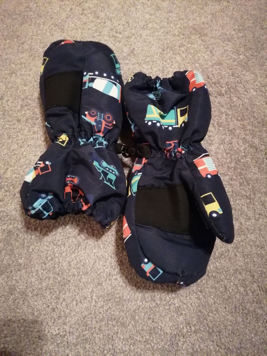 Kinderhandschuhe: Winterhandschuhe von Pusblu, Gr. 4 – Gebraucht aus Wängi von Schnautz75