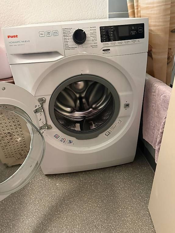 Lavatrici: Waschmaschine + Tumbler – Usato da Pfäffikon ZH venduto da Musti96 1