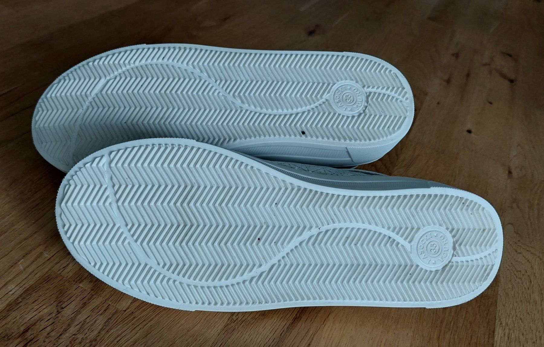 Scarpe per ragazze: Leder Mädchen-Schuhe Gr. 35 – Nuovo (secondo la descrizione) da Unteriberg venduto da Saru77 1