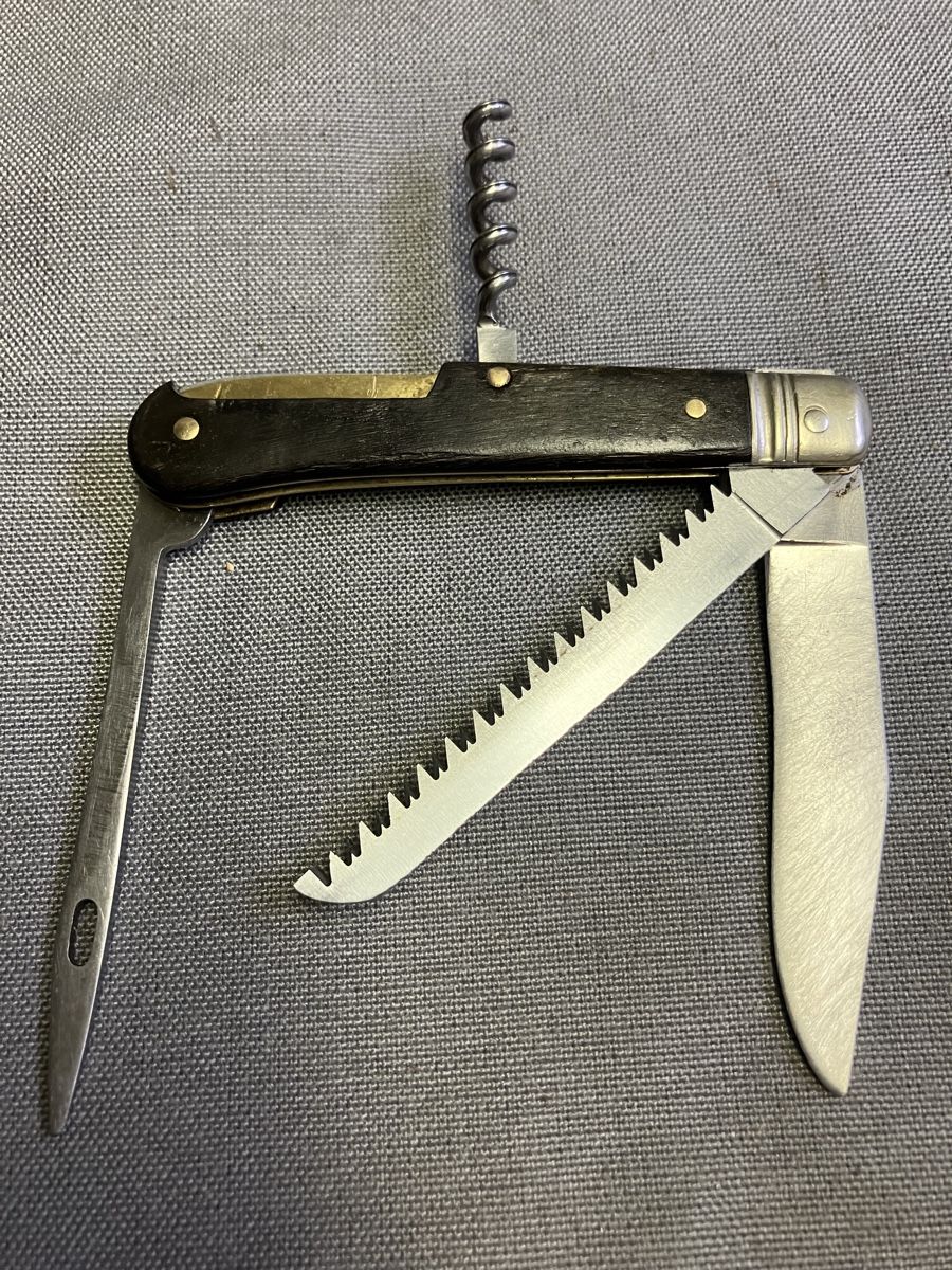 Victorinox Taschenmesser: Victorinox Messer Alt – Gebraucht aus Lyss von  2