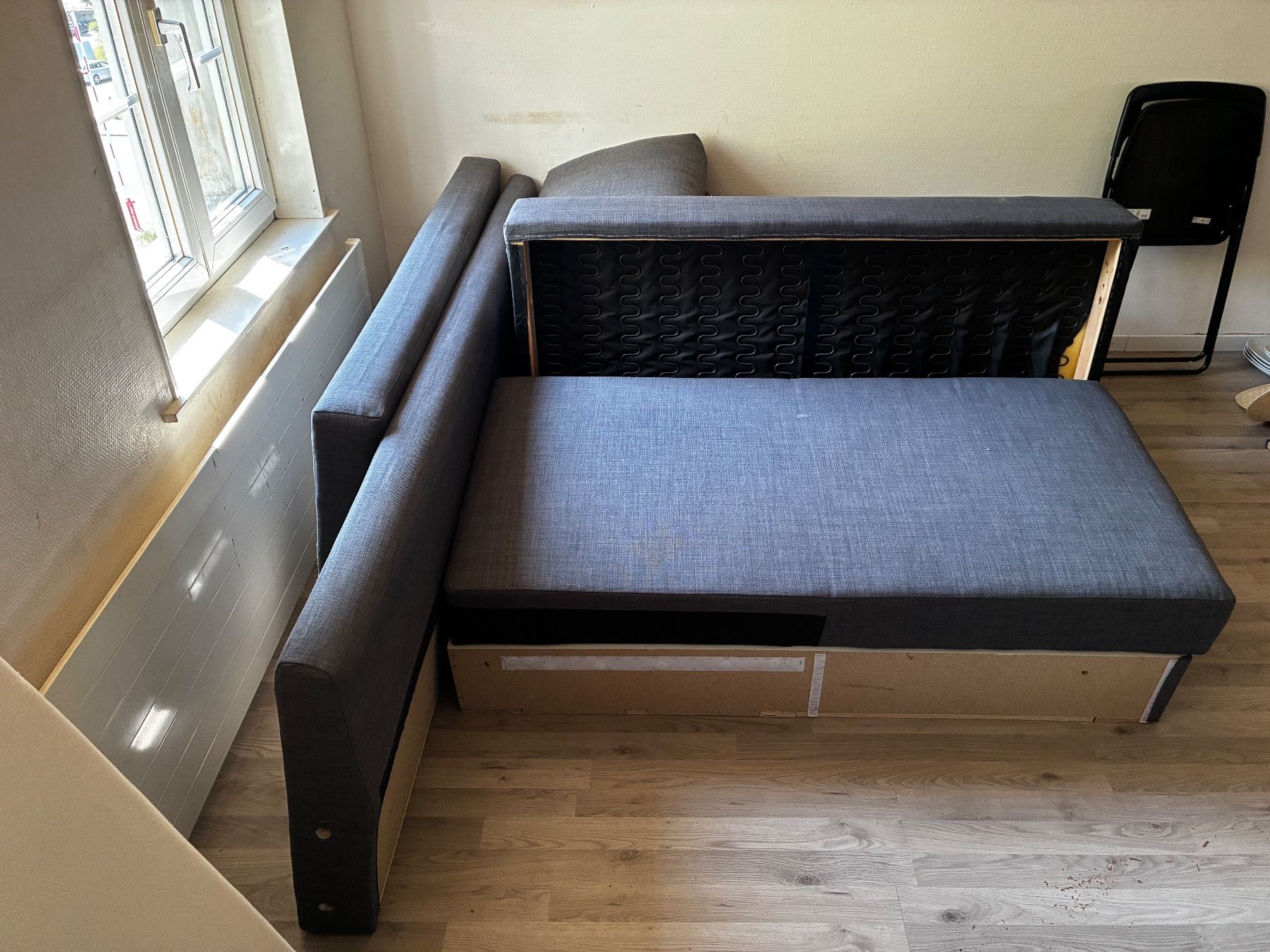 Sofas: Ecksofa mit Bettkasten dunkelgrau gute zustand – Gebraucht aus Herisau von phi_fh2t 2