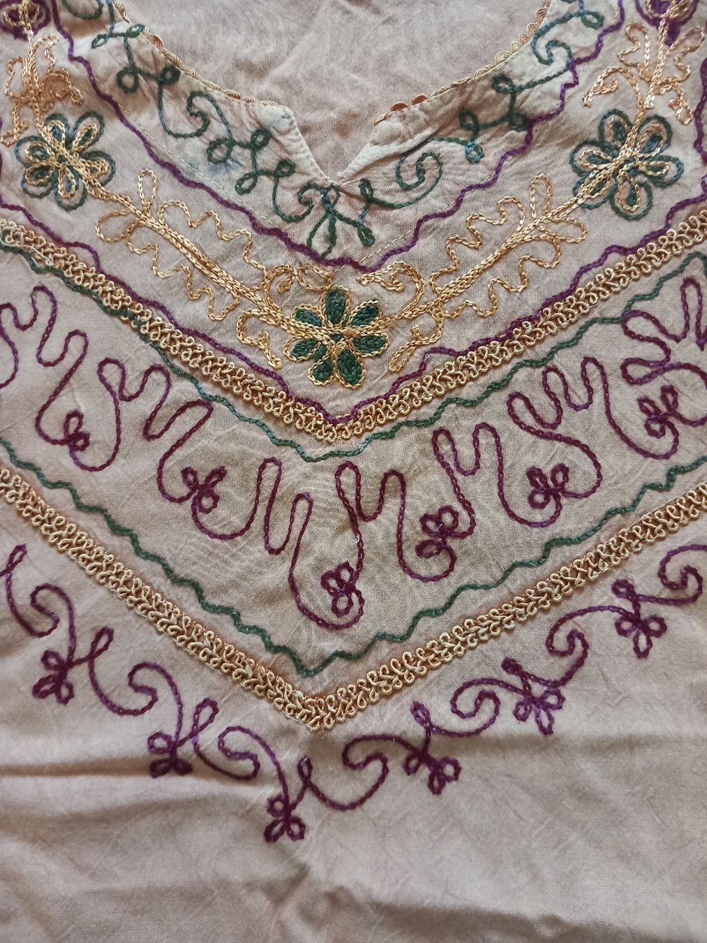 Tuniche: Tunique brodée jaune Taille M – Usato da Faoug venduto da per_kp6r 2
