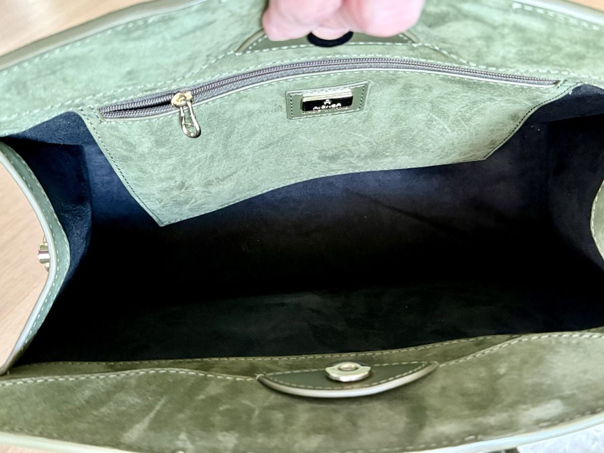 Aigner Taschen für Damen: Aigner Tasche – Neu (gemäss Beschreibung) aus Jegenstorf von gipsetti 3