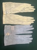 Blaue Spitzenhandschuhe/ Gelbe Spitzenhandschuhe