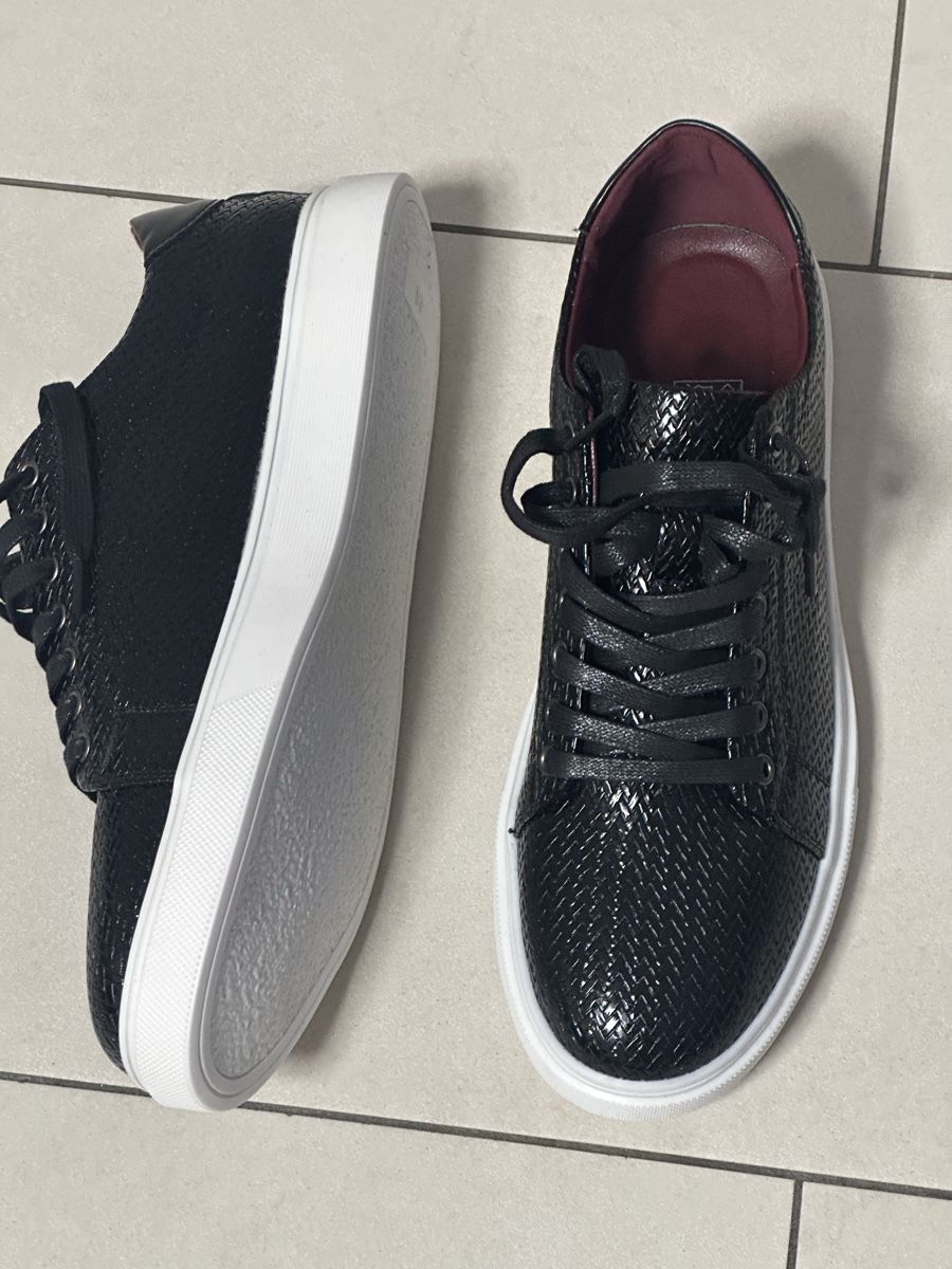 Scarpe da uomo: Schuhe Schwarz Ungetragen Gr.43 – Nuovo (secondo la descrizione) da Schöftland venduto da lazer04 2
