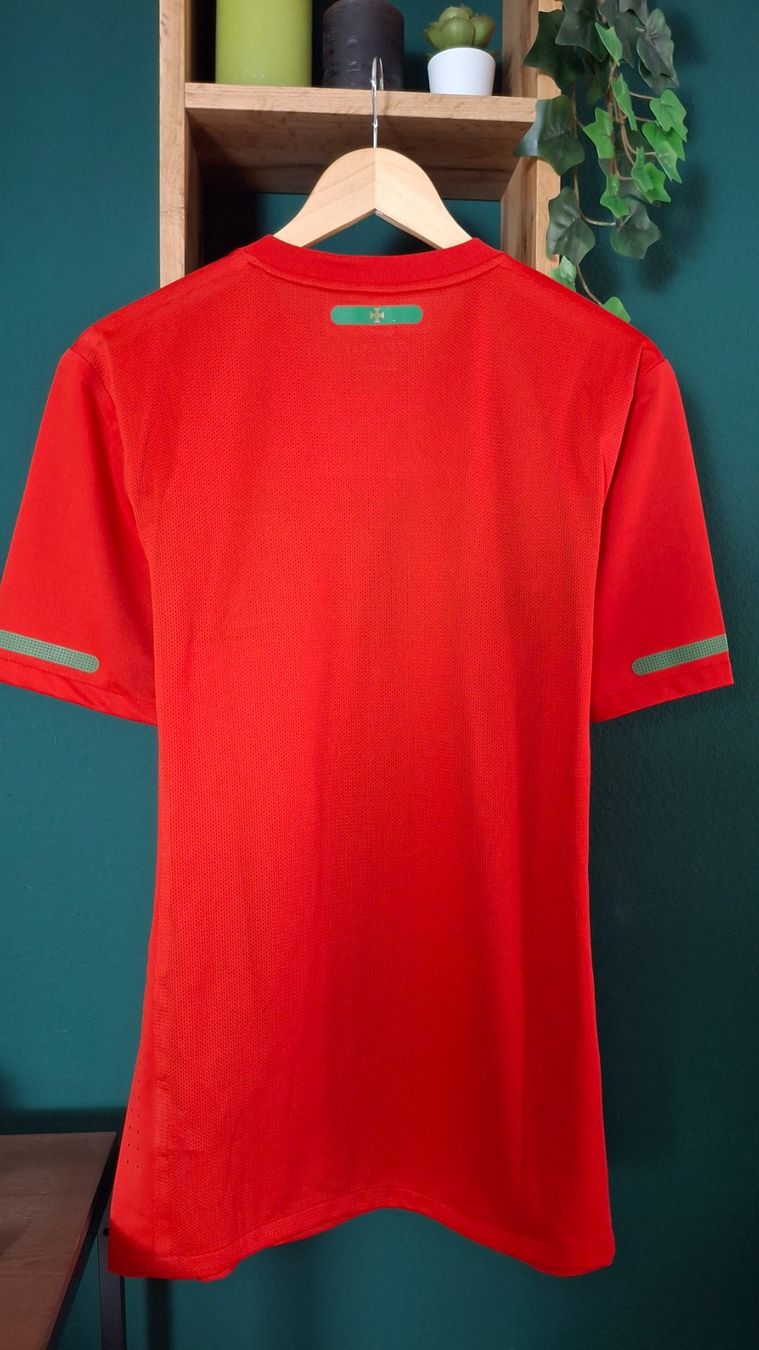 Nike Canottiere & Pantaloni: Portugal player version 2010 world cup Nike – Usato da Yverdon-les-Bains venduto da flo_8fgr 1