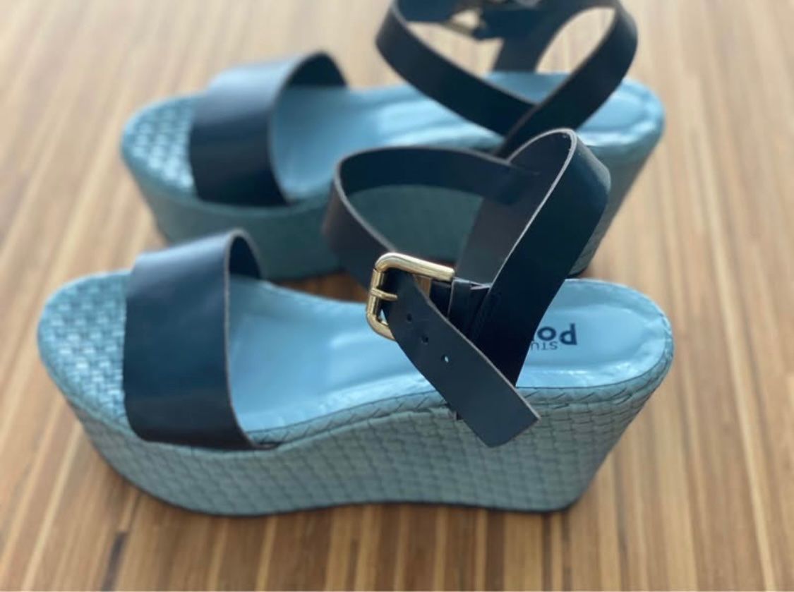 Scarpe da donna: Scarpe estive da donna Pollini – Nuovo (secondo la descrizione) da Carona venduto da riv_tc6y