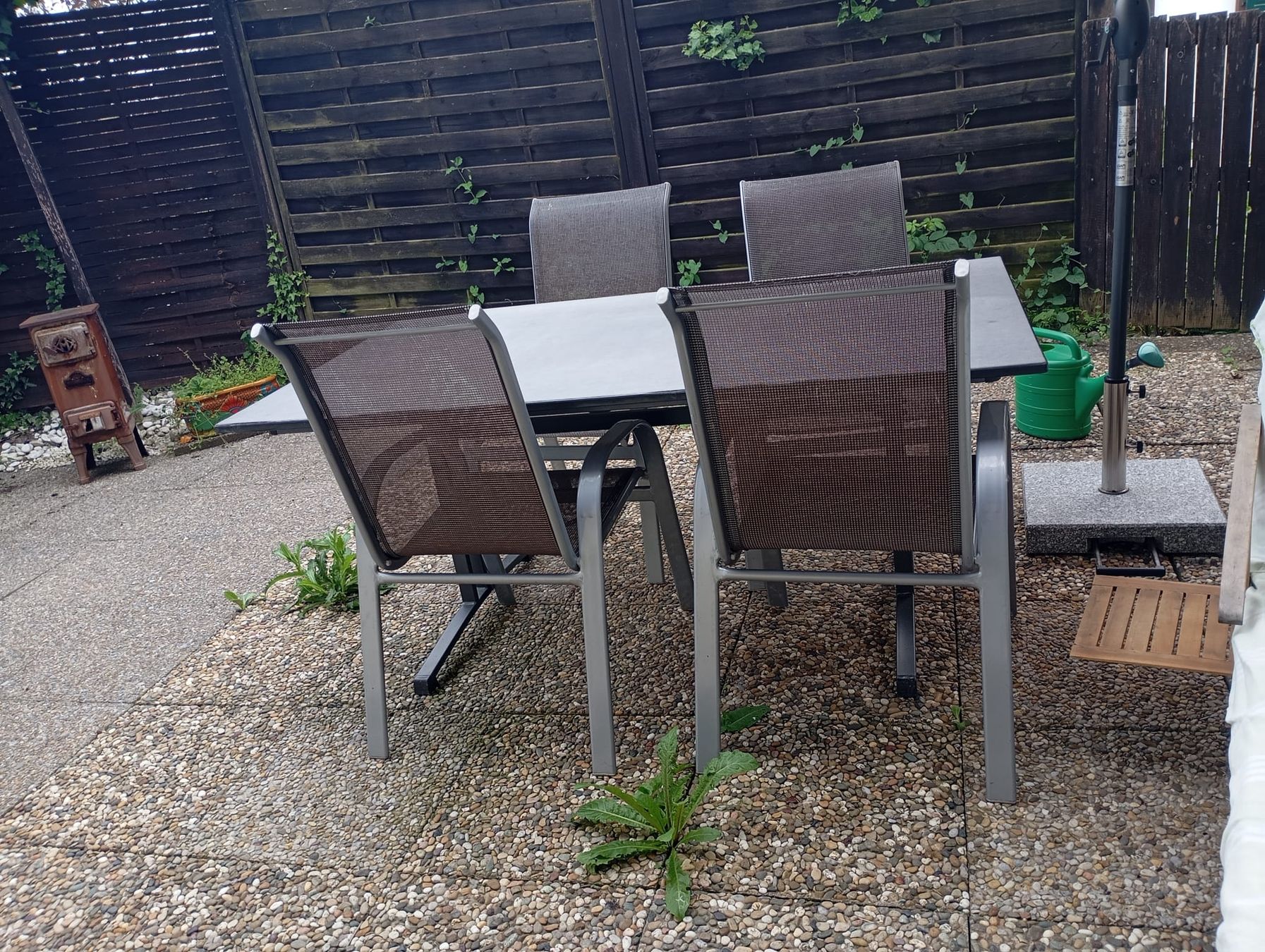 Set di tavolo e panche: Aussentischset, Tisch ist klappbar! – Usato da Salmsach venduto da Loth95