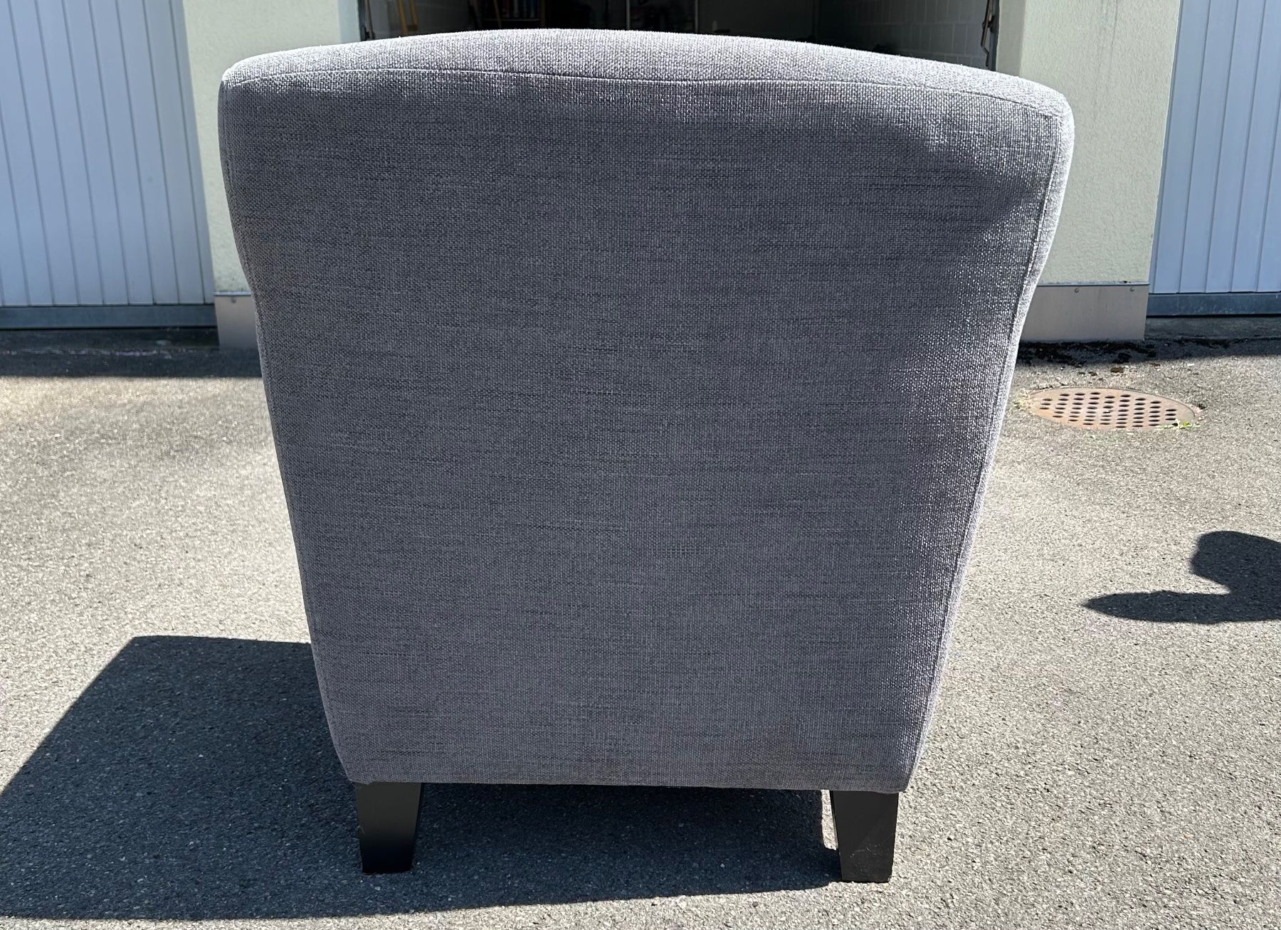 Poltrone: Sessel mit Hocker, grau, guter Zustand – Usato da Jona venduto da bas_qfm6 2