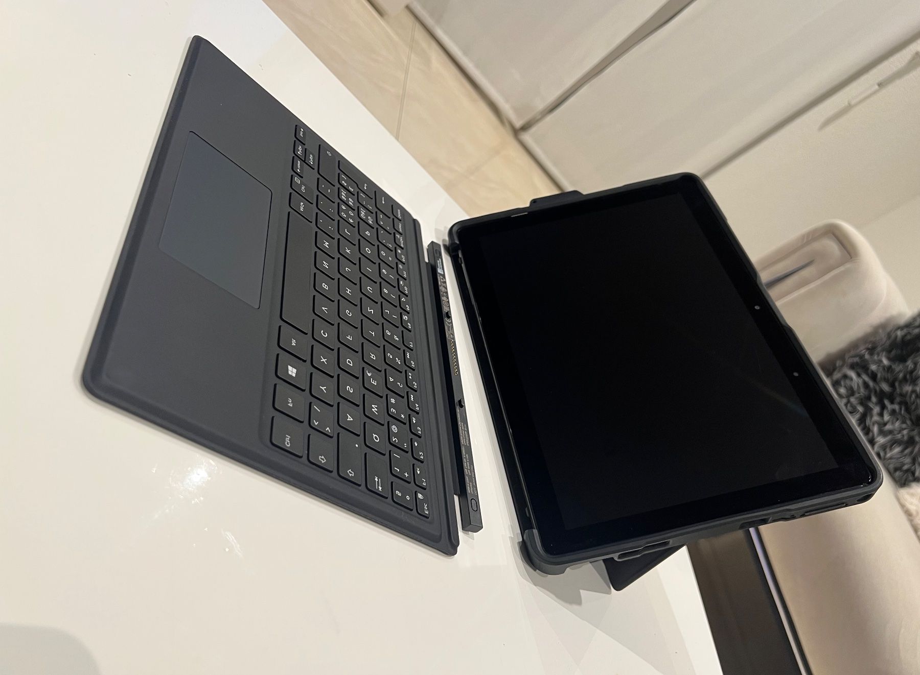 Dell Notebook: Dell Latitude 5290 – Nuovo (secondo la descrizione) da Reinach AG venduto da Noar.K