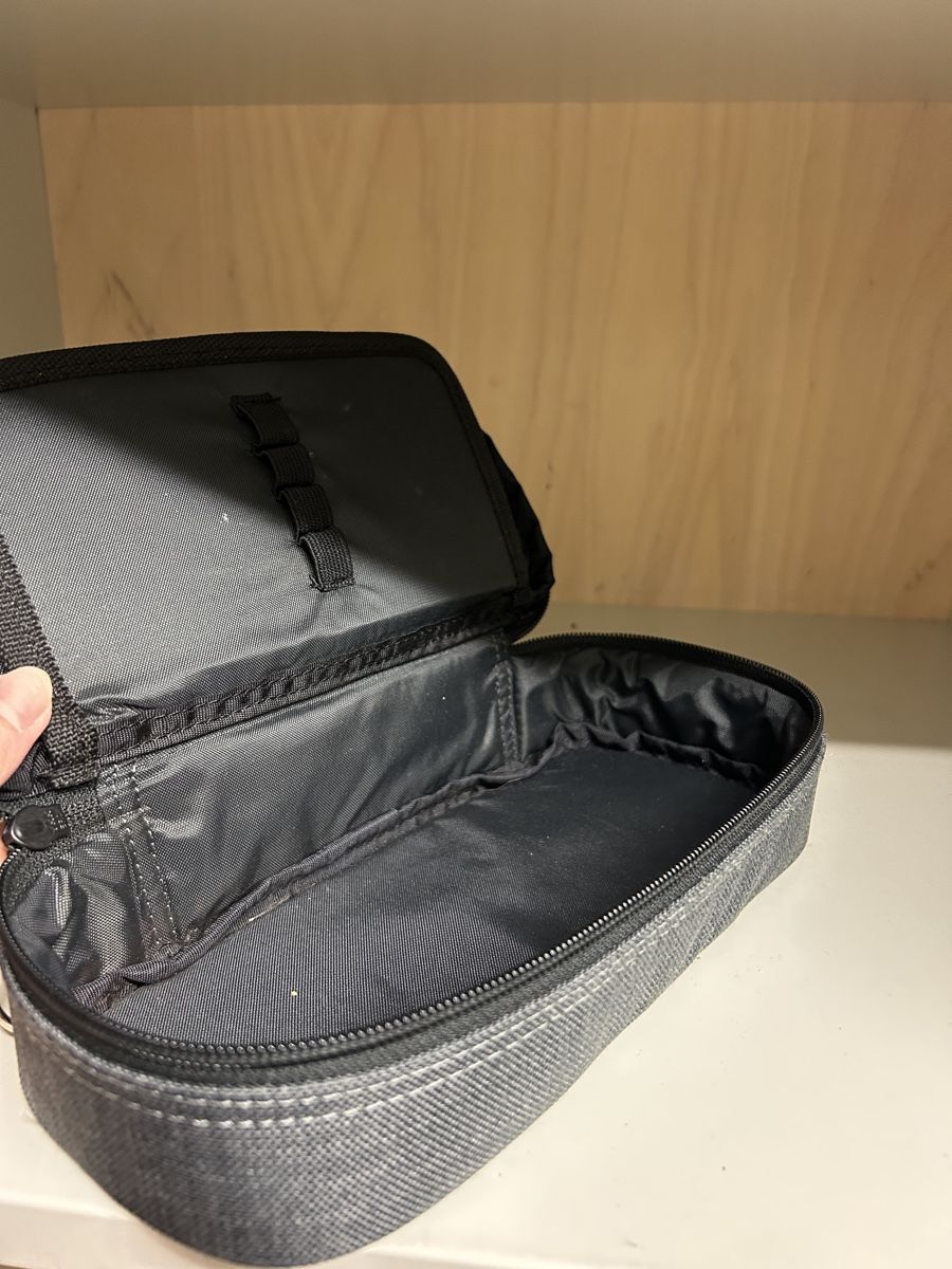 Dakine Altro in Scrittura & Disegno: Dakine Federmäppchen / Etui – Usato da Thun venduto da ann_j9cx 1