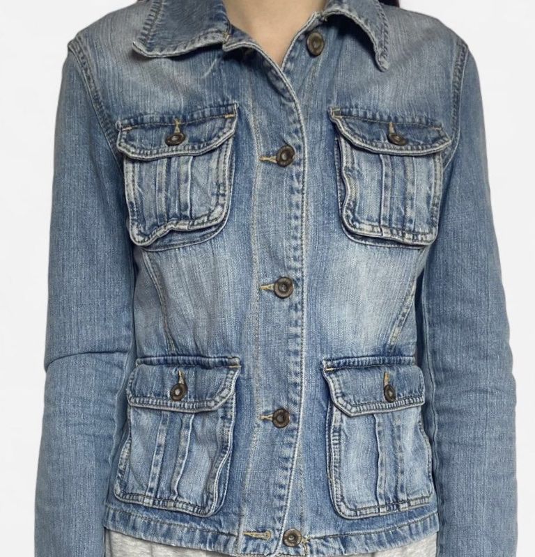 H&M Giacche: Veste en jean bleu, eur 34 – Usato da Mont-sur-Lausanne venduto da lau_2775