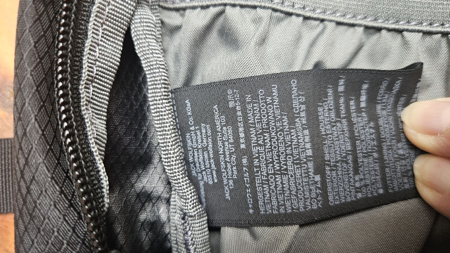 Jack Wolfskin Zaini: Jack Wolfskin Rucksack 22l mit Regenhülle – Nuovo (secondo la descrizione) da Schaffhausen venduto da apa_7xt7 6