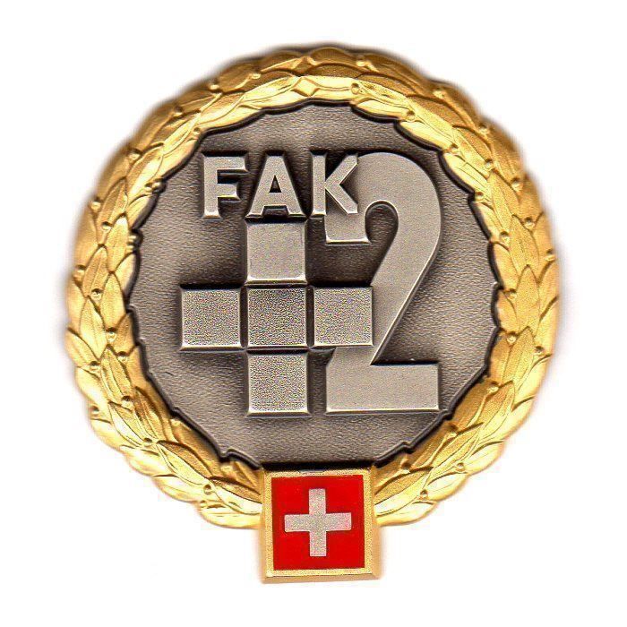 Plaketten & Abzeichen: Béret Emblem FAK 2 gold – Gebraucht aus Erlinsbach von S700