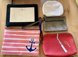 5 Kosmetiktaschen Set verschiedene Marken und Grössen