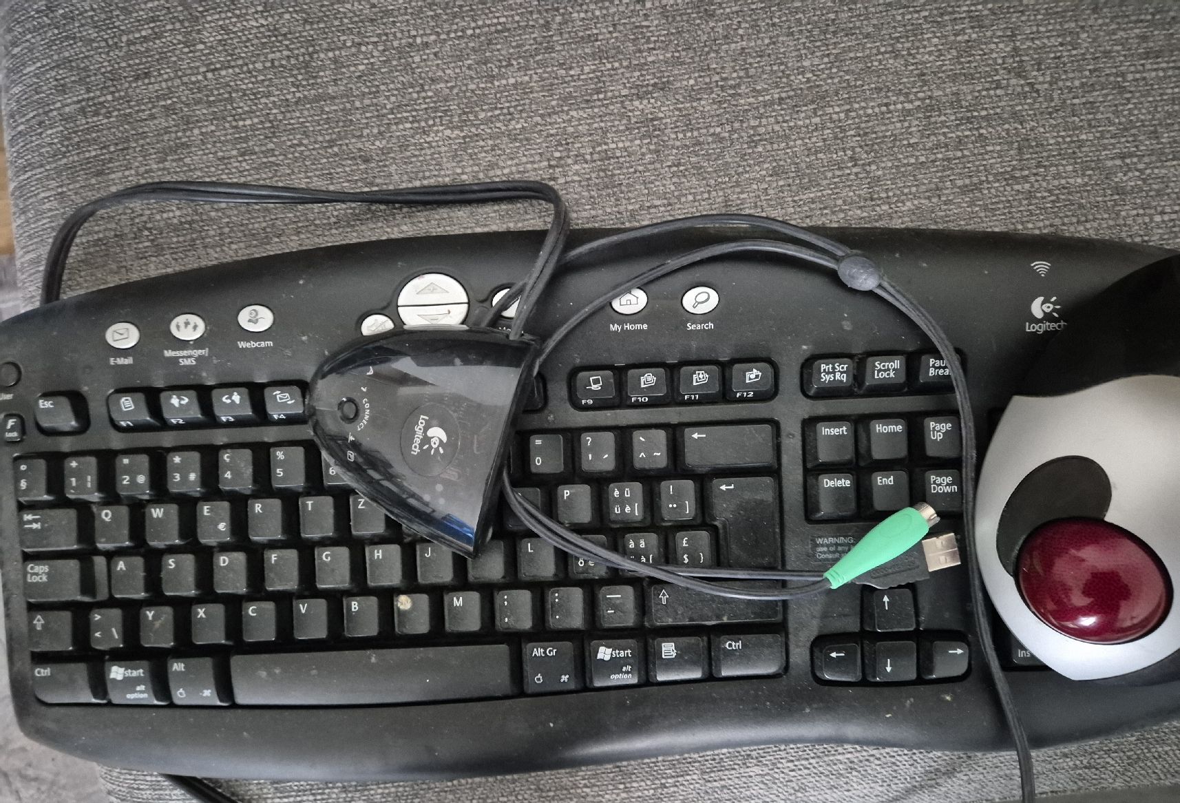 Logitech Mouse: Logitech Cordless TrackMan Optical – Usato da Zürich venduto da Sunstar7 1