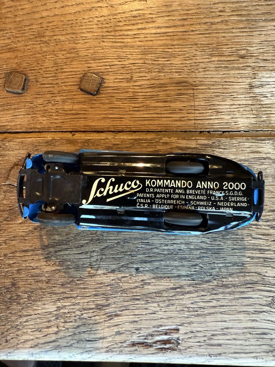 Schuco Giocattoli: Jouet ancien Schuco Command Car 2000 avec boite/accessoires – Nuovo (secondo la descrizione) da Genève venduto da math_cedra 7