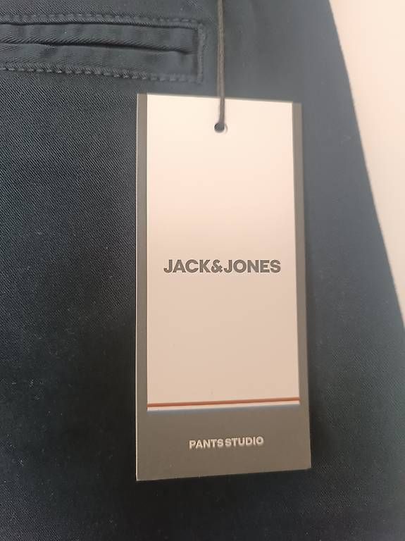 Pantaloni: Jack & Jones Blaue Hose W30 L32 – Usato da Uster venduto da carolin.z 1