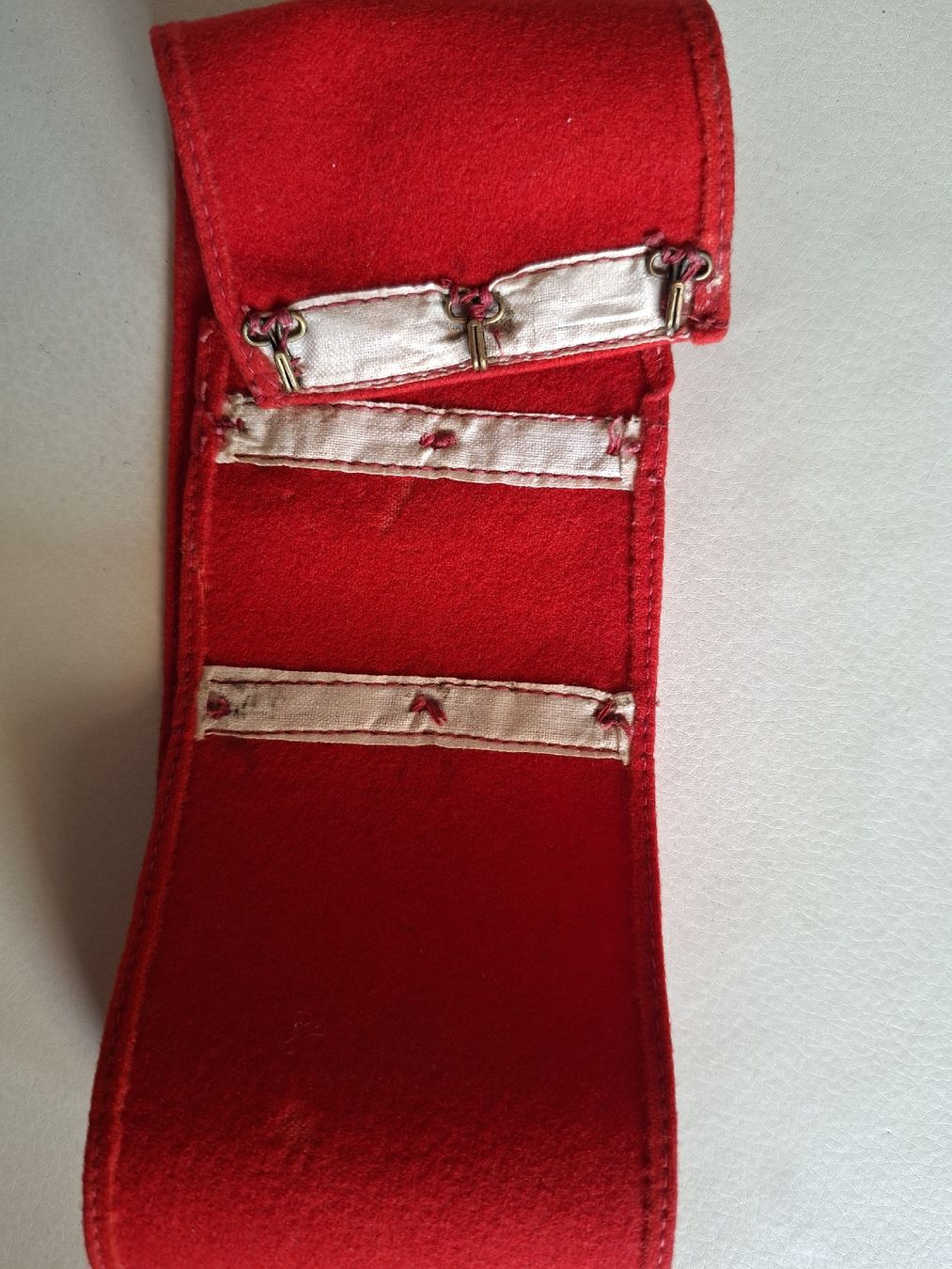 Schweizer Armee Uniformi: Schweizer Armee Militär Armbinde FHD – Usato da Schwanden Sigrisw venduto da cadieux71 1