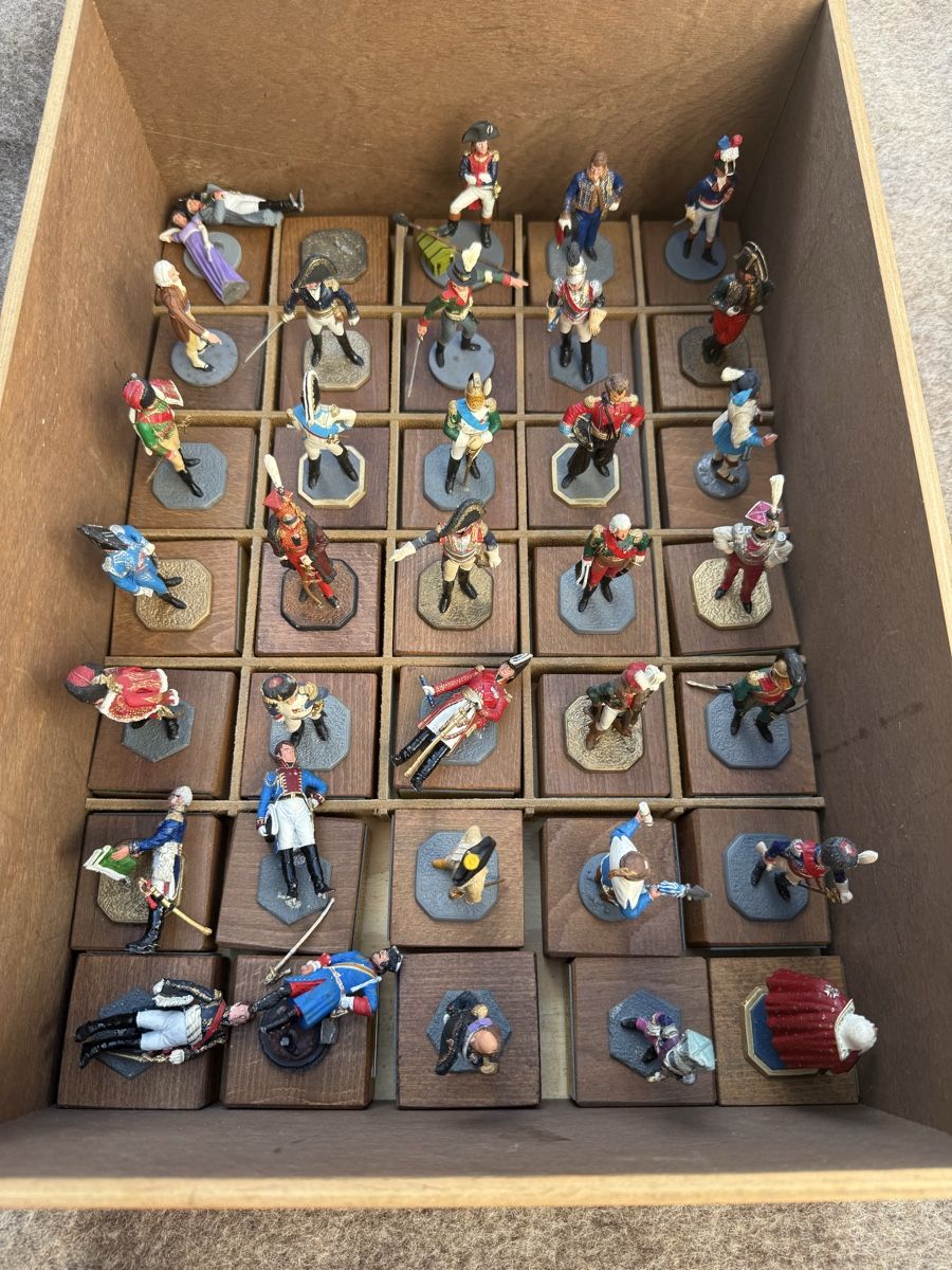Statuette: 35 figurines historiques en métal – Usato da Fribourg venduto da Ardoffel 1