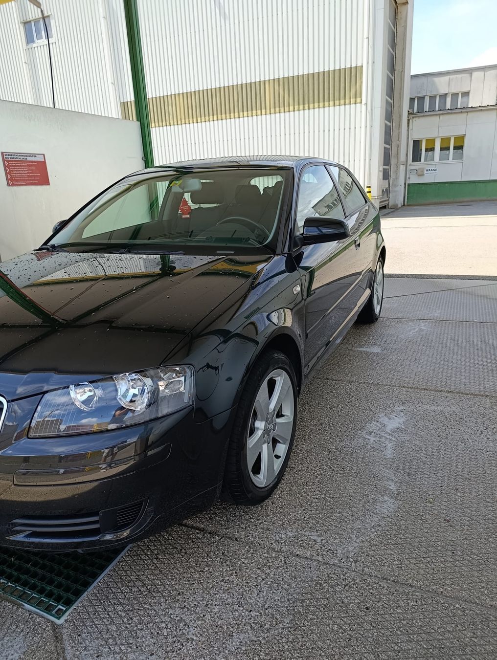 Audi Autos: Audi A3 Sporte 1.6  – D'occasion à Fribourg par mal_8zjh 3