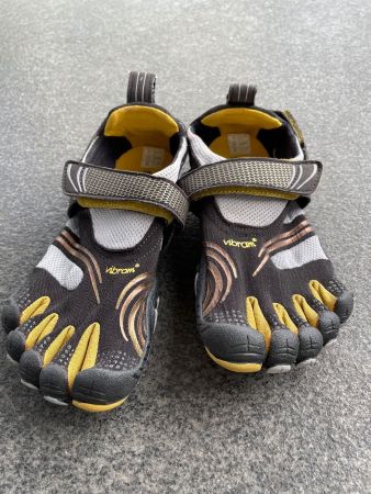 Neue Vibram Fivefingers  Schuhe in Gr. 38