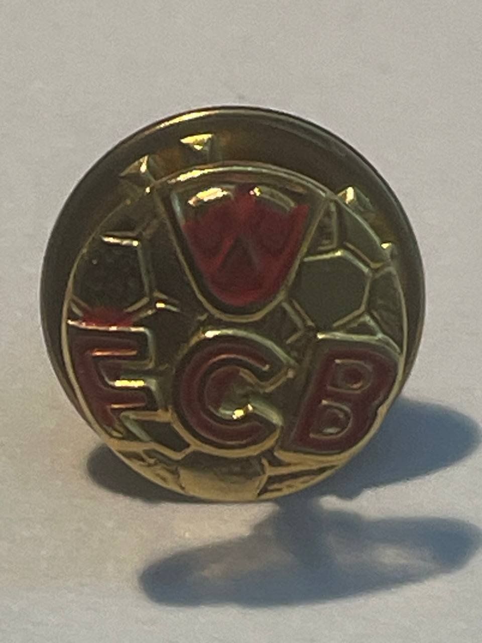 Plaketten & Abzeichen: 43. Pin FC Biel – Gebraucht aus Luzern von Irek