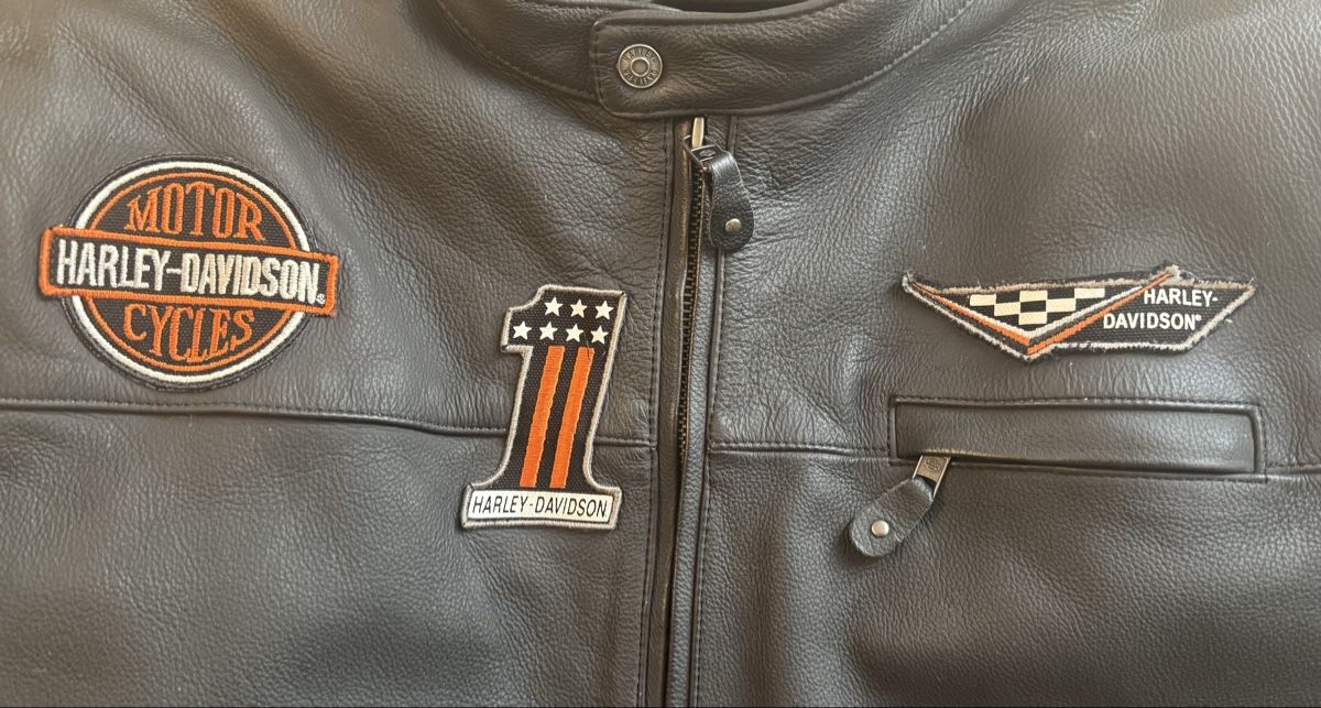 Harley-Davidson Giacche: Blouson Harley-Davidson en cuir véritable - Taille 3XL – Usato da Cormoret venduto da Jackb6 1