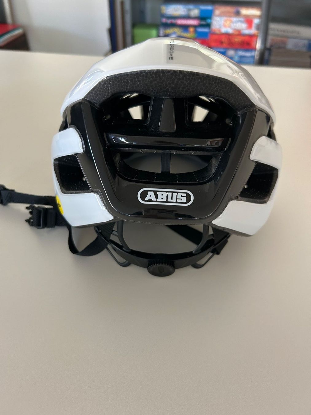 Abus Caschi: ABUS PowerDome  MIPS (54cm-58cm) - Rennradhelm – Usato da Zürich venduto da lea_z59v 2