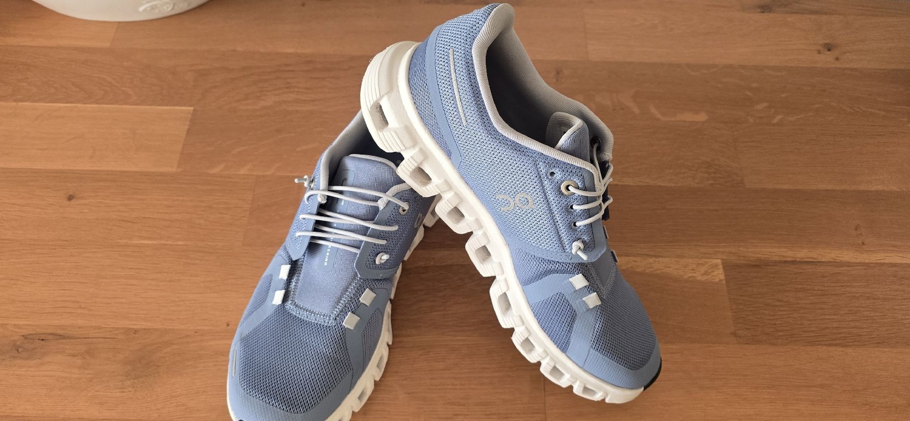 On Scarpe da donna: ON Schuhe. Gr.38 – Usato da Zürich venduto da Olala_