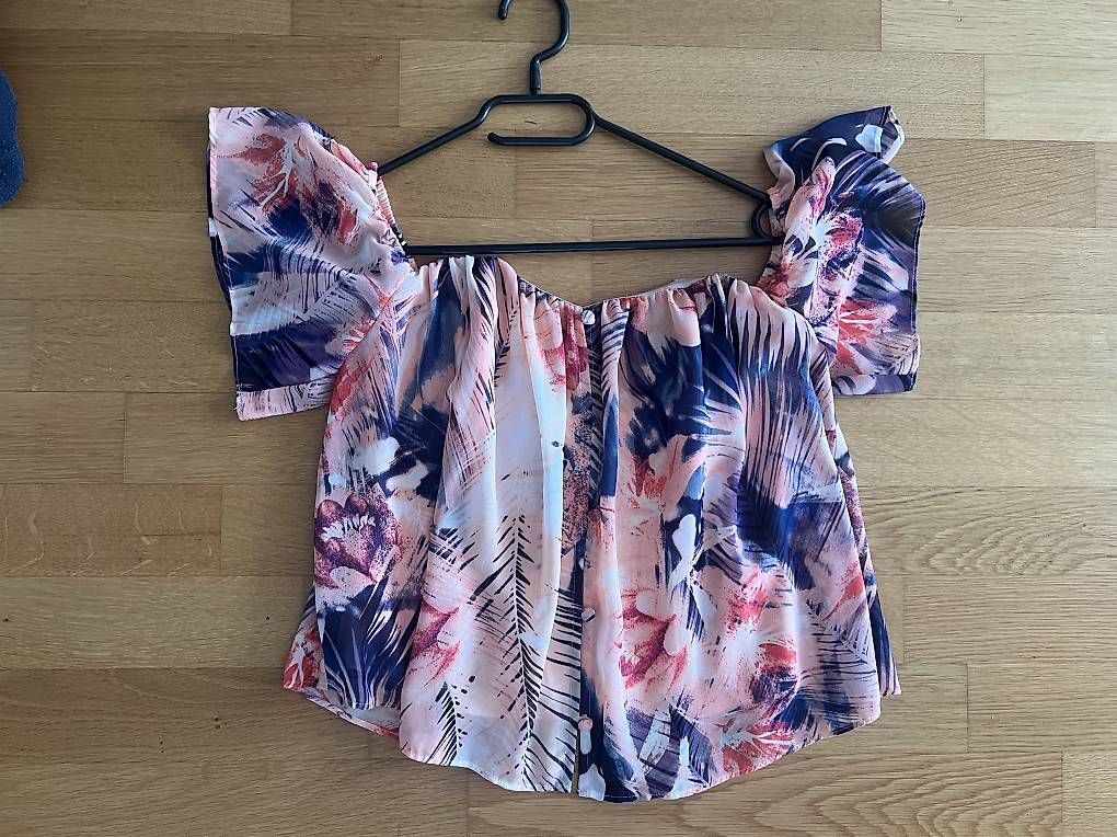Top: Guess Damen Top – Usato da Gebenstorf venduto da pin_67yc 1