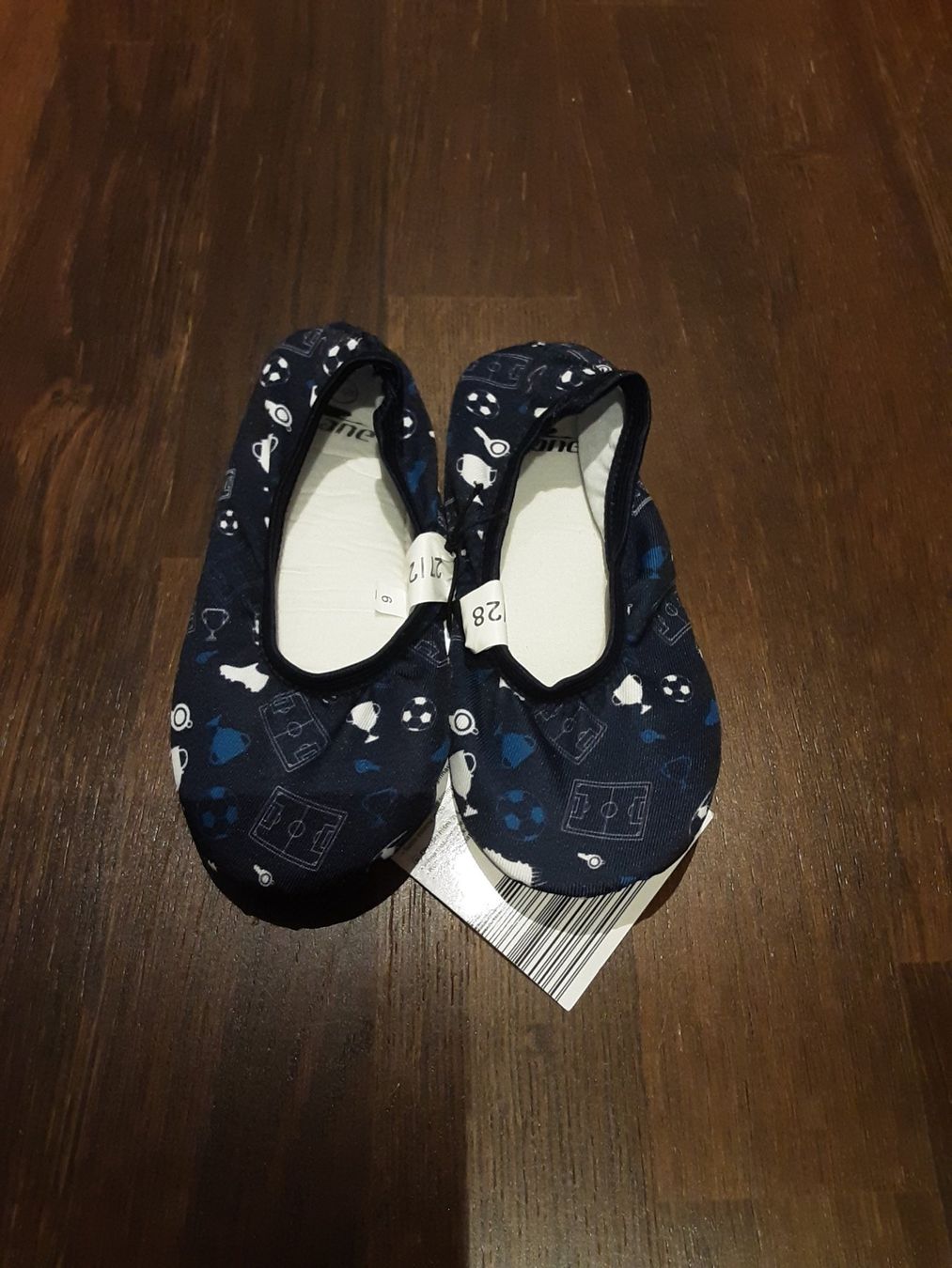Scarpe per ragazzi: Kinder Haus- und Turnschuhe – Nuovo e nell'imballaggio originale da Glattfelden venduto da Roman2504 5