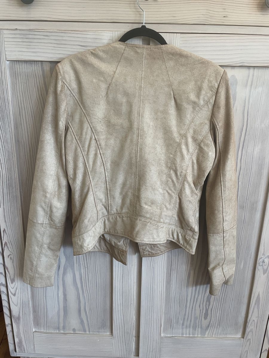 Guess Jacken: Guess Lederjacke beige Gr. M Frühling – Gebraucht aus Basel von non_vn79 1