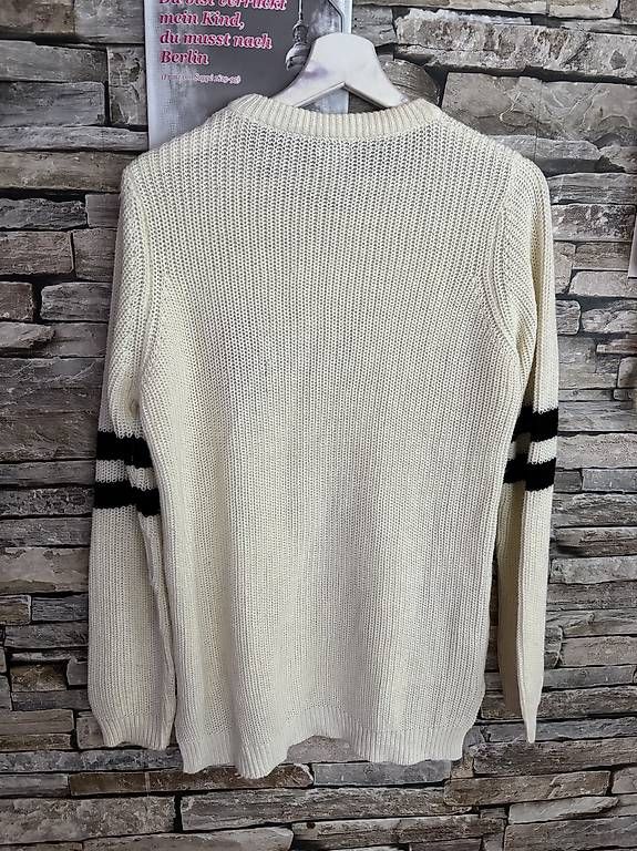 Maglioni & Felpe: Pullover Gr. S mit Rosen – Usato da Wettingen venduto da Hasta80 1