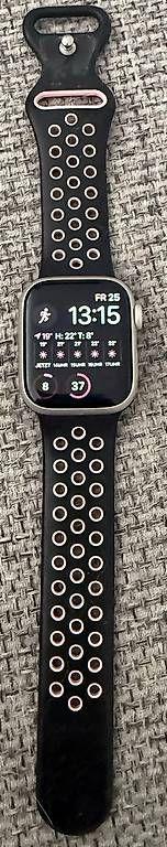 Apple Smartwatch: Apple Watch Series 8 GPS + Cellular – Usato da Obfelden venduto da Smart99