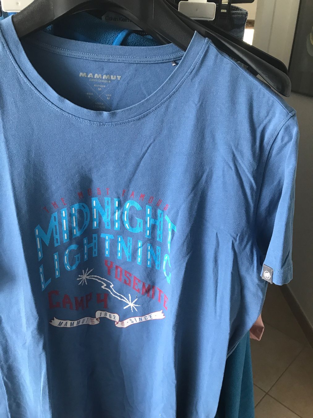 Mammut T-shirt: MAMMUT Tshirt in Blau M – Usato da Glattfelden venduto da Danshari 1