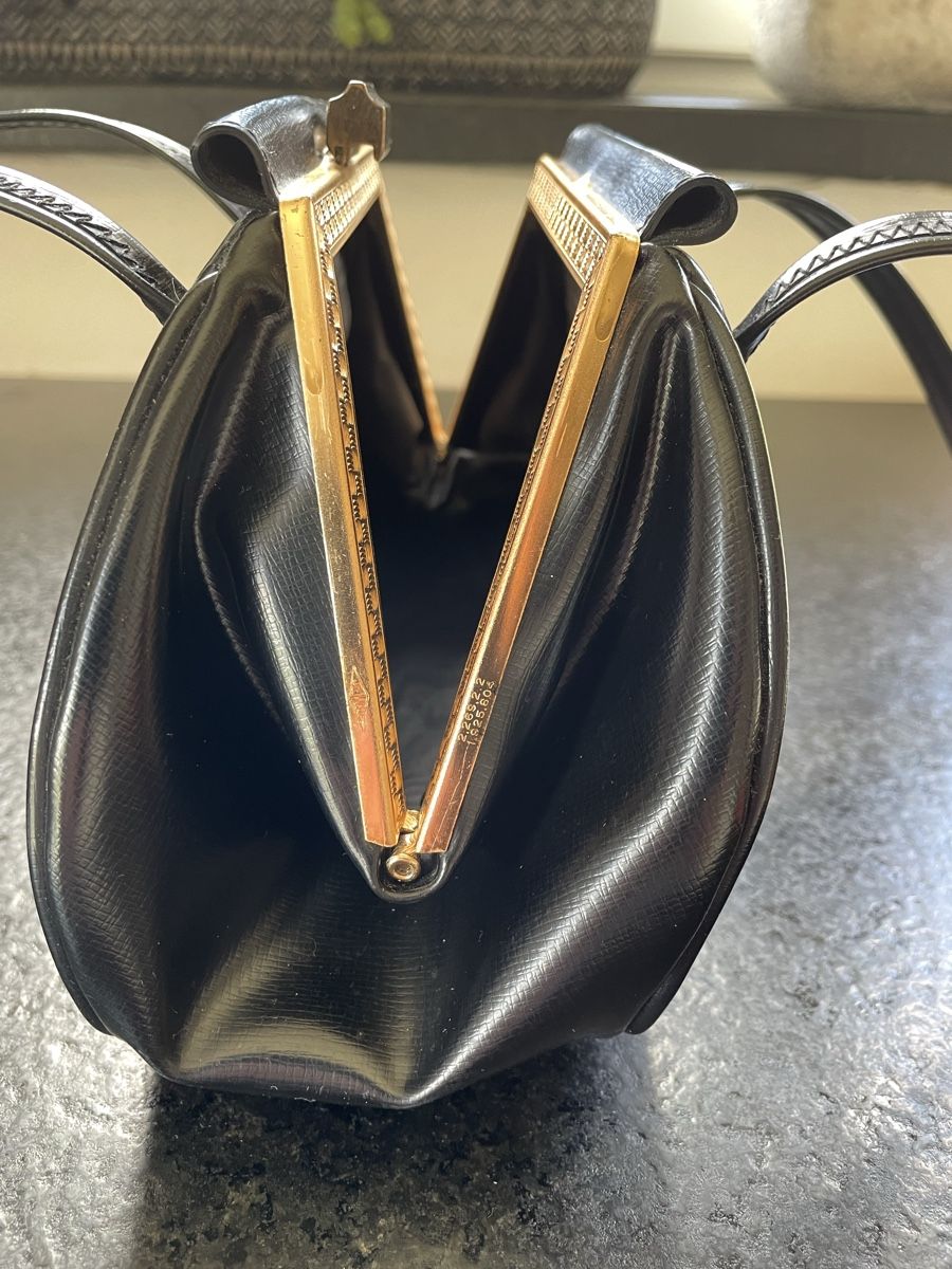 Borse da donna: Schwarze Vintage Tasche  – Usato da Kemptthal venduto da FeFa80 1