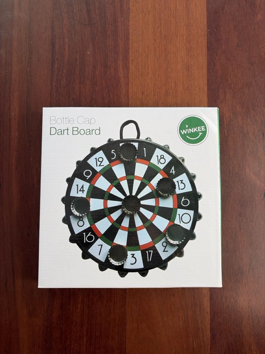Giochi: Winkee Bottle Cap Dartboard – Usato da Gockhausen venduto da yan_cx5v