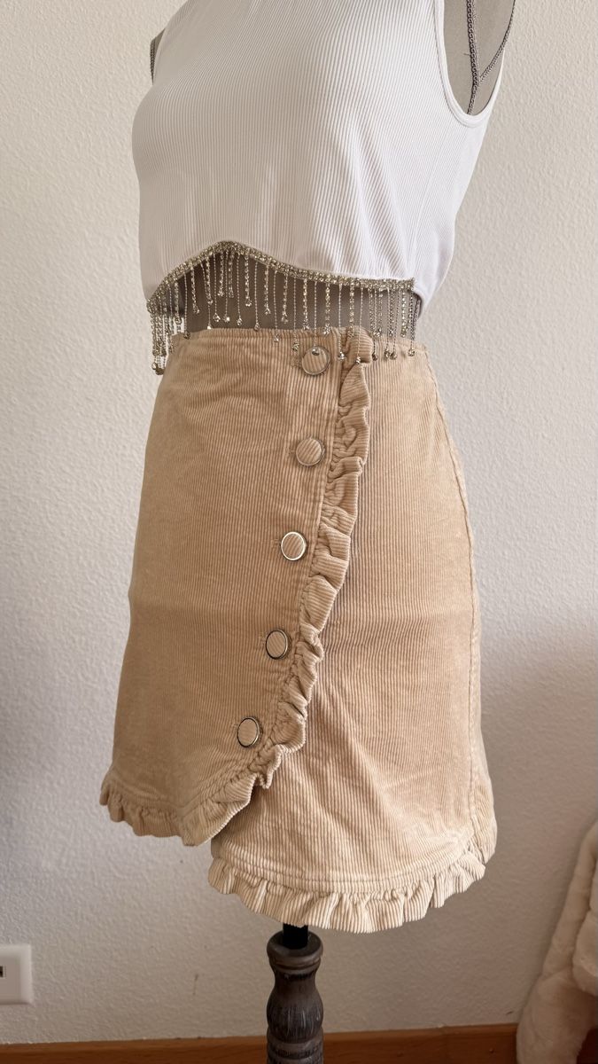 Gonne: Jupe, taille M – Usato da Delemont venduto da ann_ftj8 1