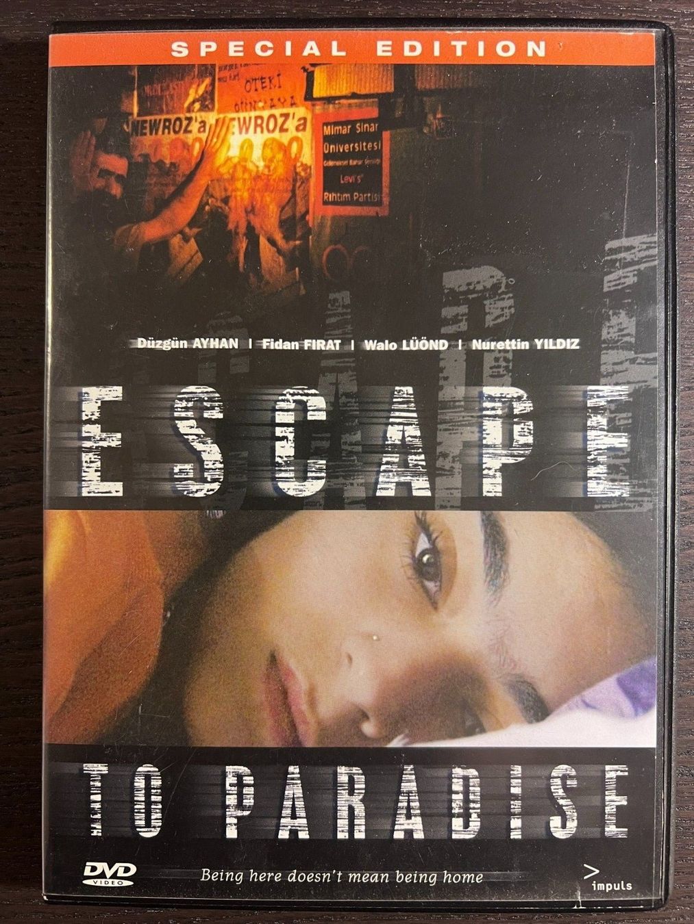 Tutti i DVDs: Escape to Paradise – Usato da Zürich venduto da FilmFreunde