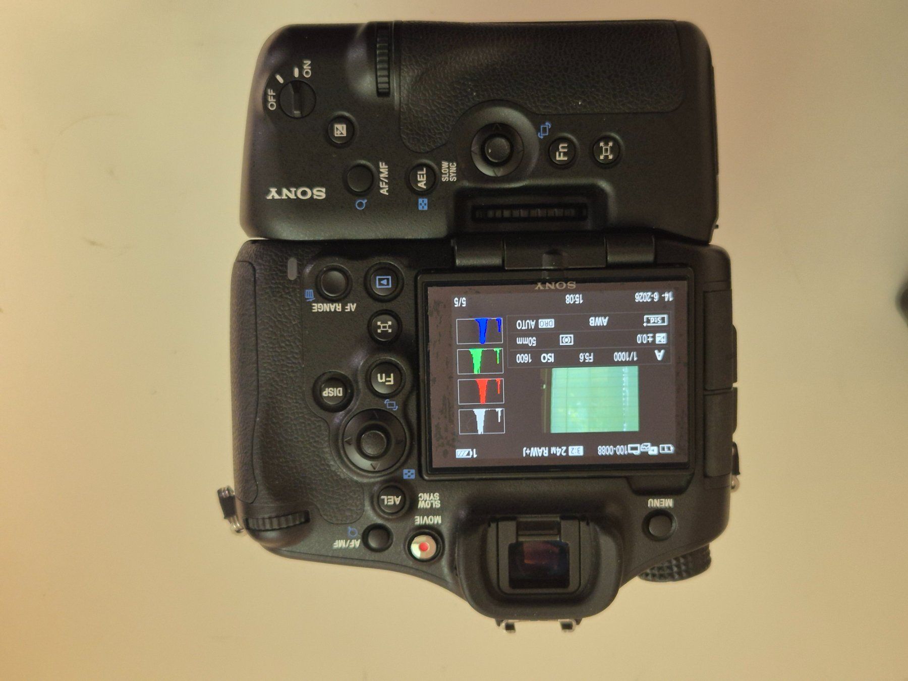 Sony Appareil photo: Sony A99 und Objektive – D'occasion à Uster par pukehiki 4