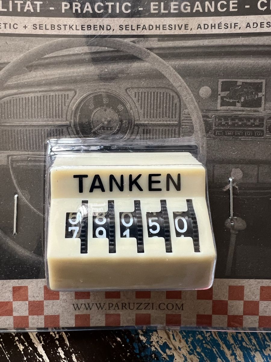 Tutti pezzi di ricambio auto: VW Käfer / VW Bulli / Oldtimer Tank Uhr – Nuovo e nell'imballaggio originale da Mühledorf SO venduto da silapp72 1