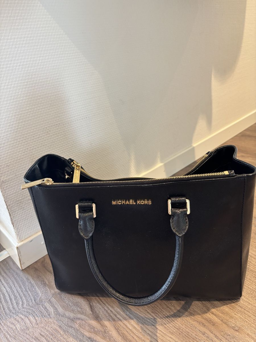 Michael Kors Borse da donna: Michael Kors Tasche mit echt Leder – Usato da Winterthur venduto da beijaflor777