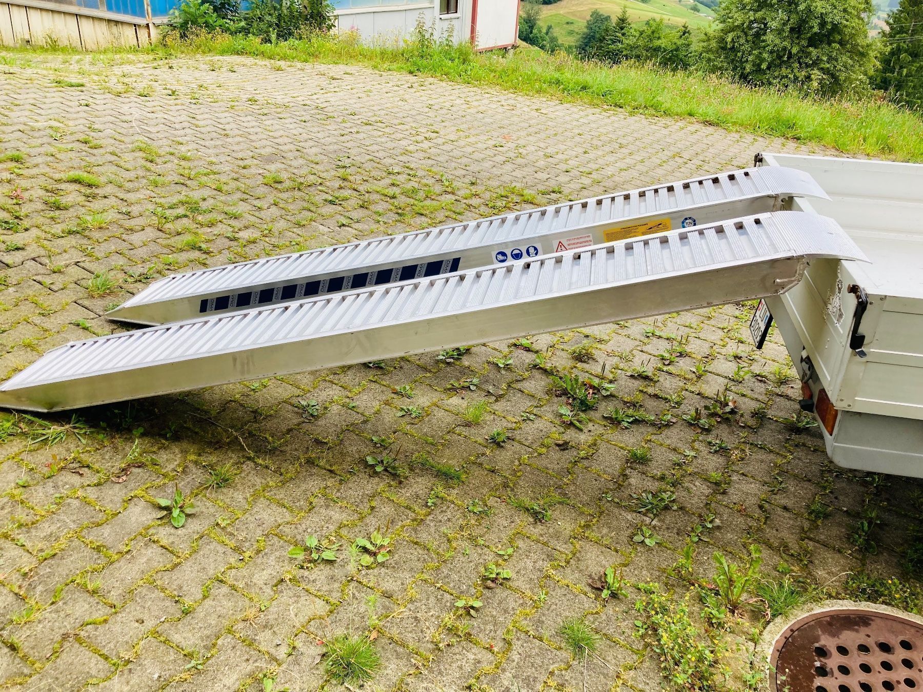 Rampe di accesso: Verladerampe/ Alu-Rampe 2650mm/ Humbaur – Nuovo e nell'imballaggio originale da Hofstatt venduto da hofstatt1995