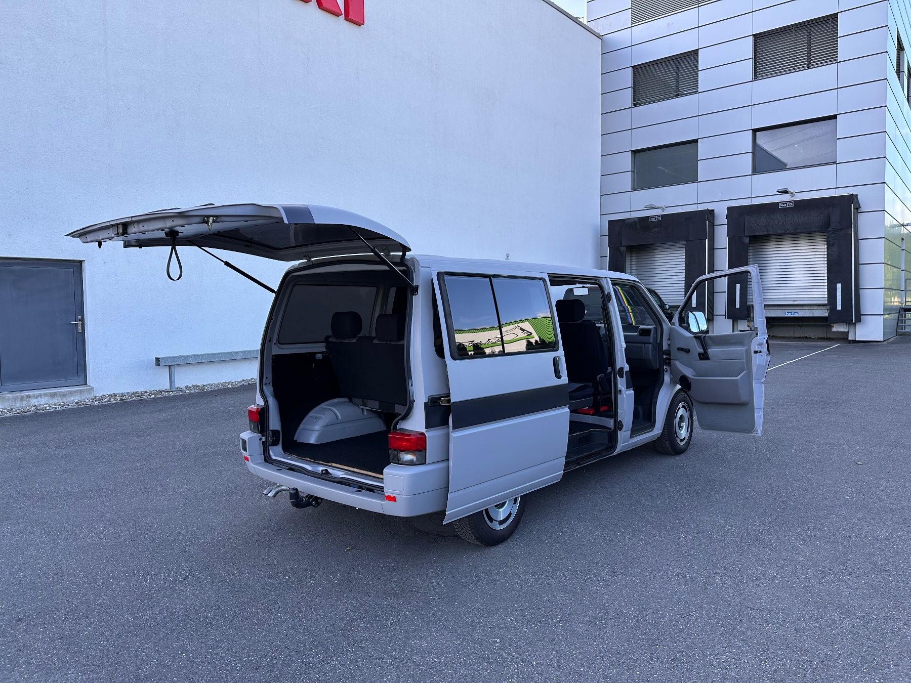 VW Automobili: 1996 VW T4 2.4D – Usato da Hunzenschwil venduto da Lightm4ster 8