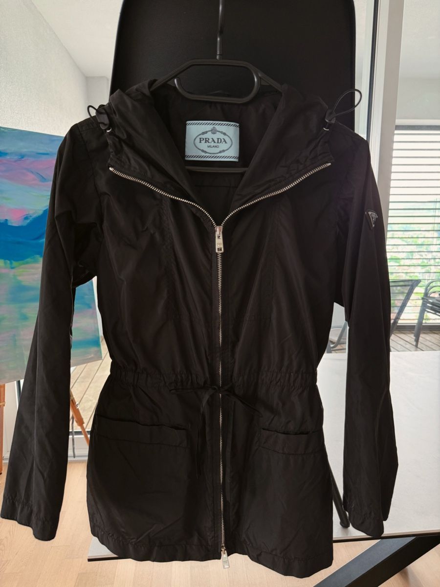 Prada Giacche: Prada Damen Windjacke – Usato da Pratteln venduto da Eileen_H 2