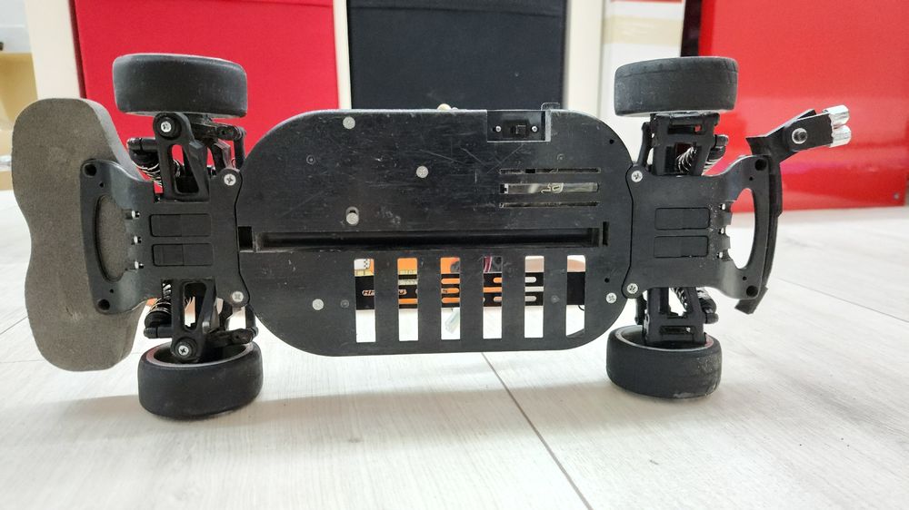 Tamiya RC Kits de montage: RC Car Tamiya TT01 – D'occasion à Dürnten par Latinoviper 6