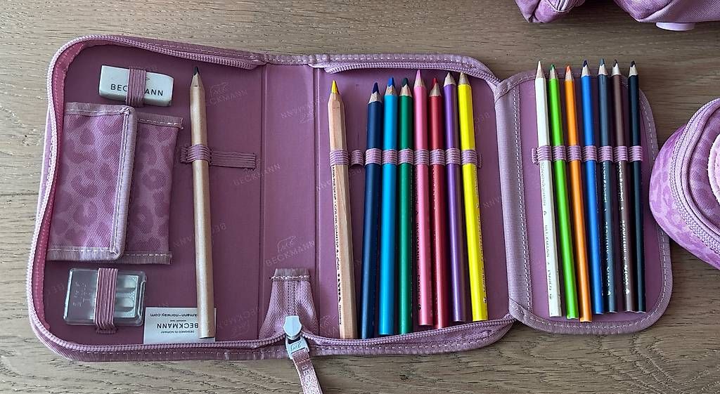 Borse & Zaini: Beckmann Schulthek FURRY Set - pink – Usato da Oberrohrdorf venduto da stephaniejost 1
